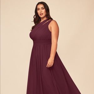 NEW Azazie Molly in Burgundy